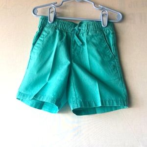 Gap toddler 3T shorts green